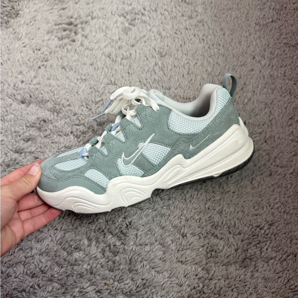 Nike Tech Hera